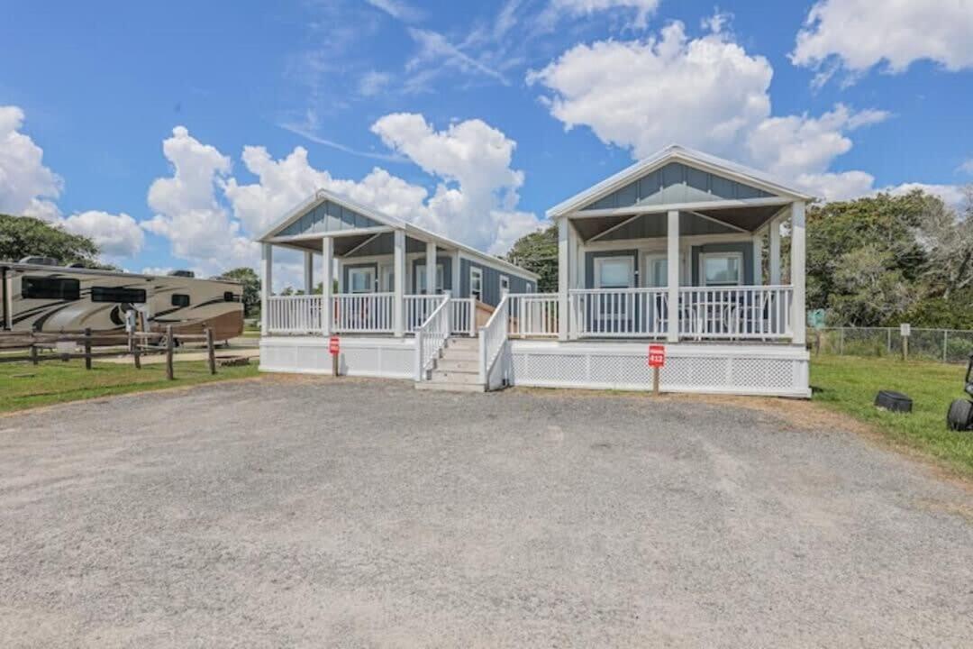 Surf City 2Br Park Home With Waterfront View And Parking エクステリア 写真